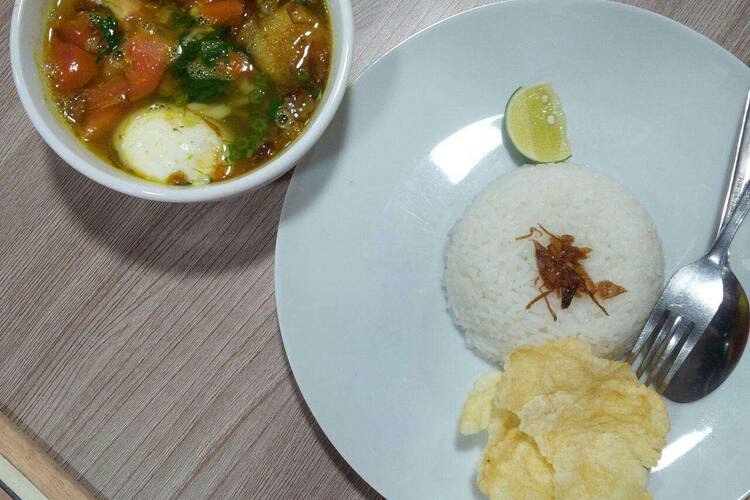 Lauk Pauk Bistro Muara Karang Jakarta